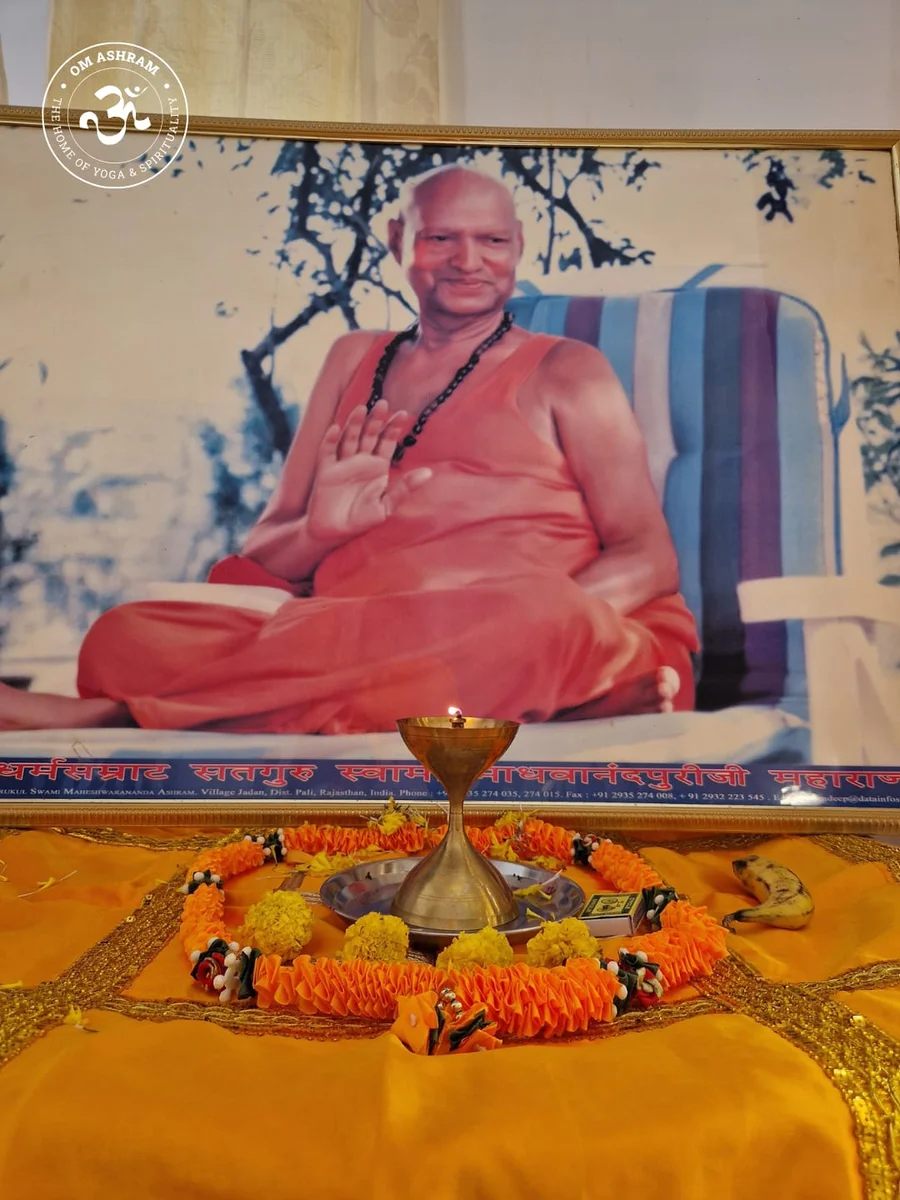 Honorable Satguru, Hindu Dharma Samrat Paramahansa Shree Swami Madhavananda Ji Maharaj.